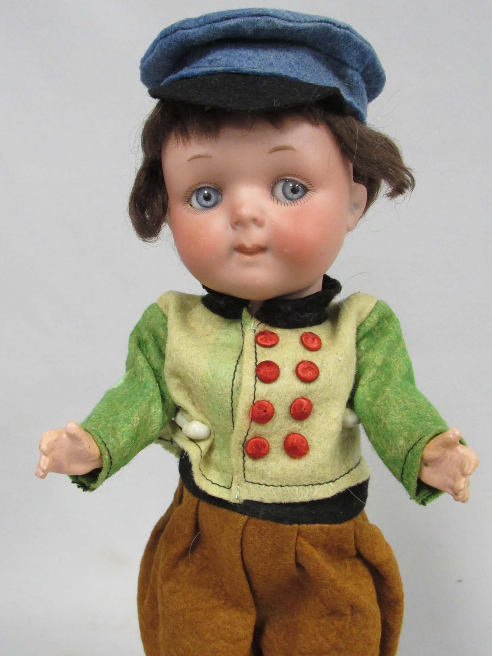 11 IN. ALL ORIGINAL A. M. 200 GOOGLY DUTCH BOY: (1 of 14)