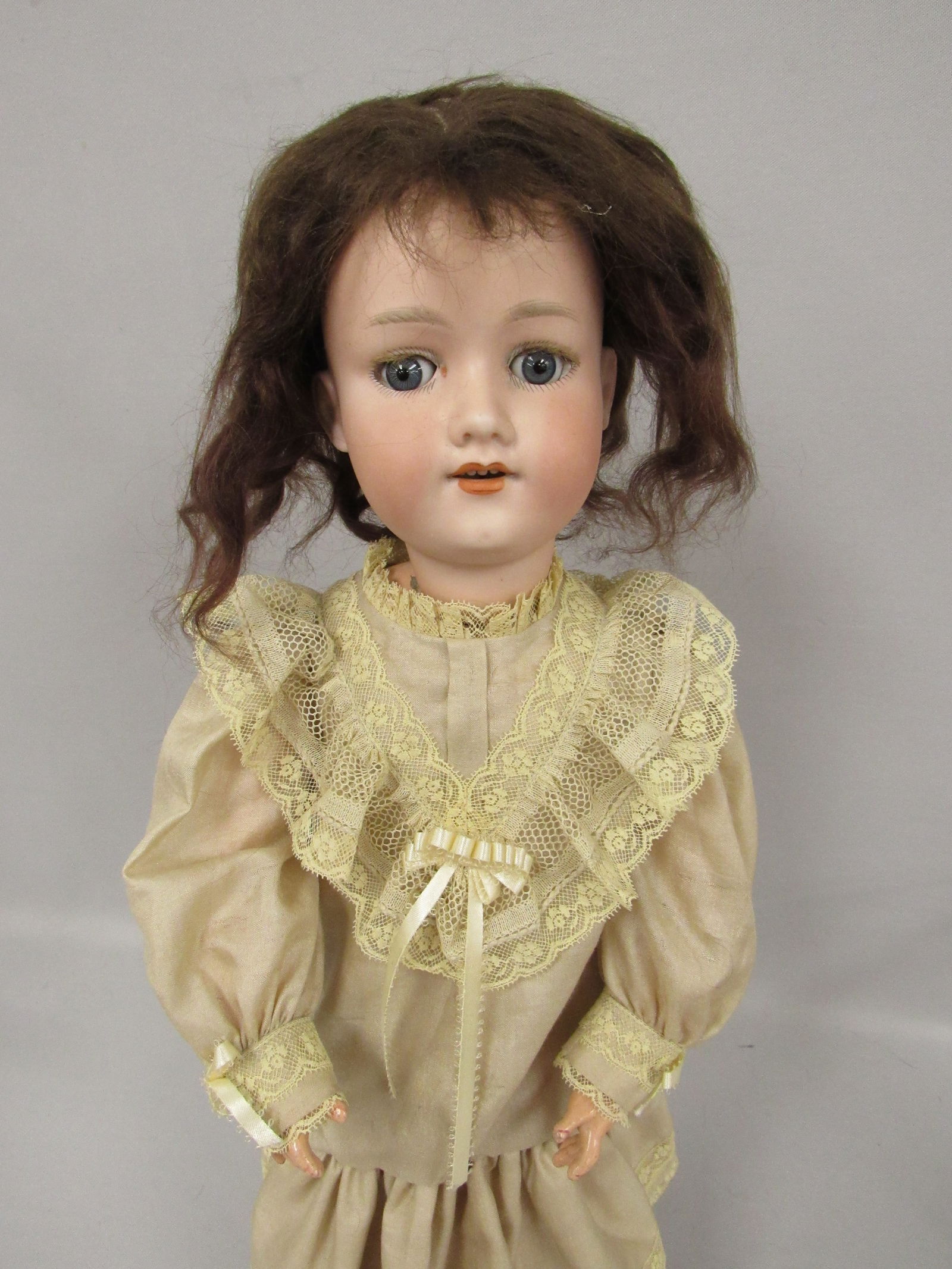 22 IN. ARMAND MARSEILLE 390: (1 of 9)