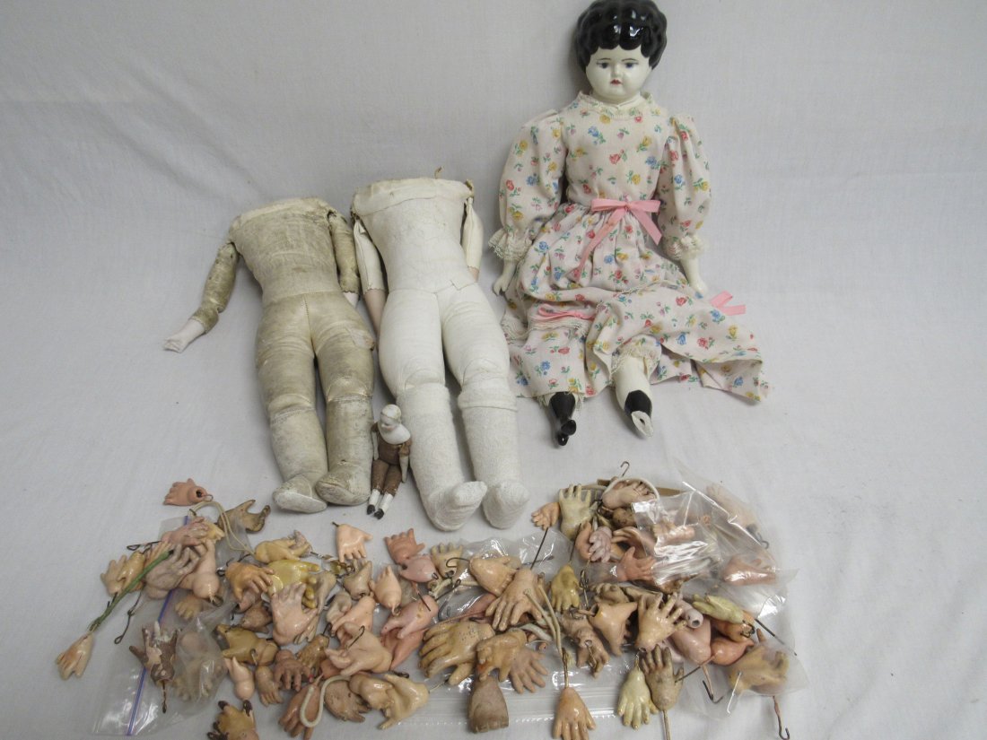 TWO BOX LOT DOLL ITEMS: (1 of 5)
