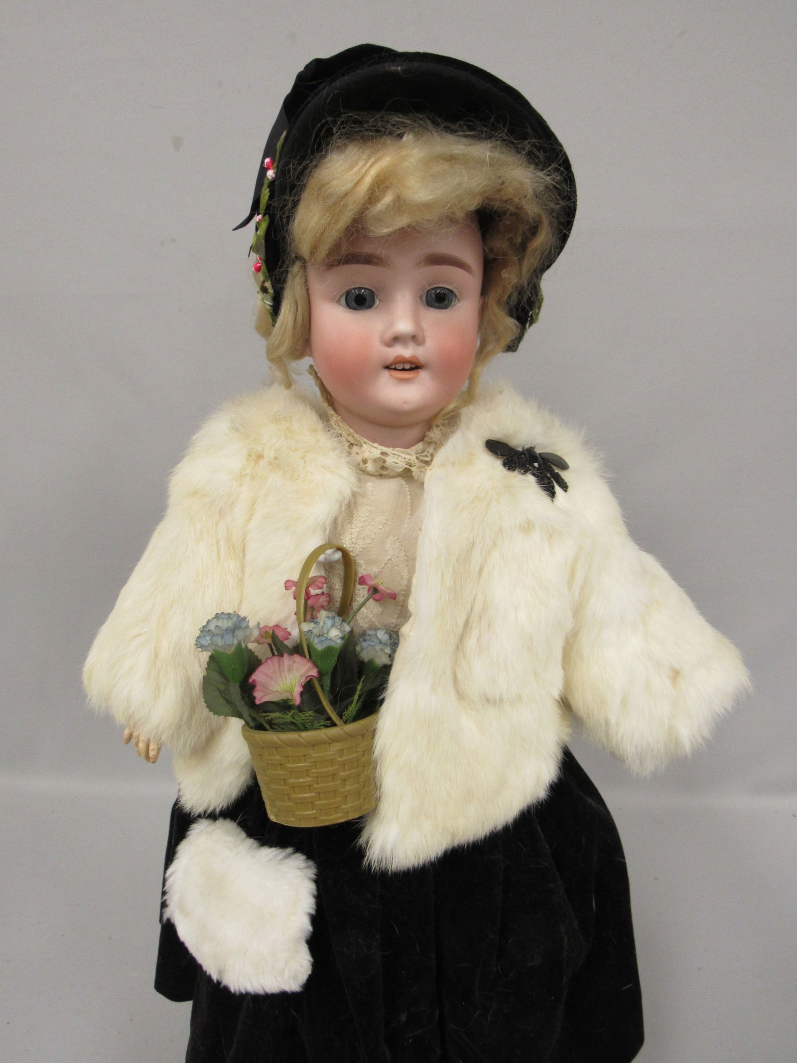 24 IN. ADOLF WISLIZENUS DOLL: (1 of 9)