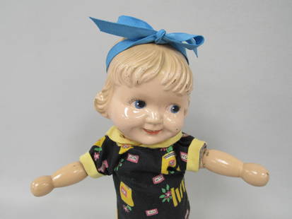 10 IN. "MARGIE" BY JOSEPH KALLYS FOR CAMEO DOLL CO. :: JOINTED, SEGMENTED WOOD & COMPOSITION. COMPO IS VERY GOOD WITH A FEW SCUFFS. SHE HOLDS A POSE & CAN STAND ON HER OWN