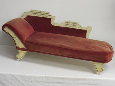 CHILD OR LARGE DOLL FAINTING COUCH: