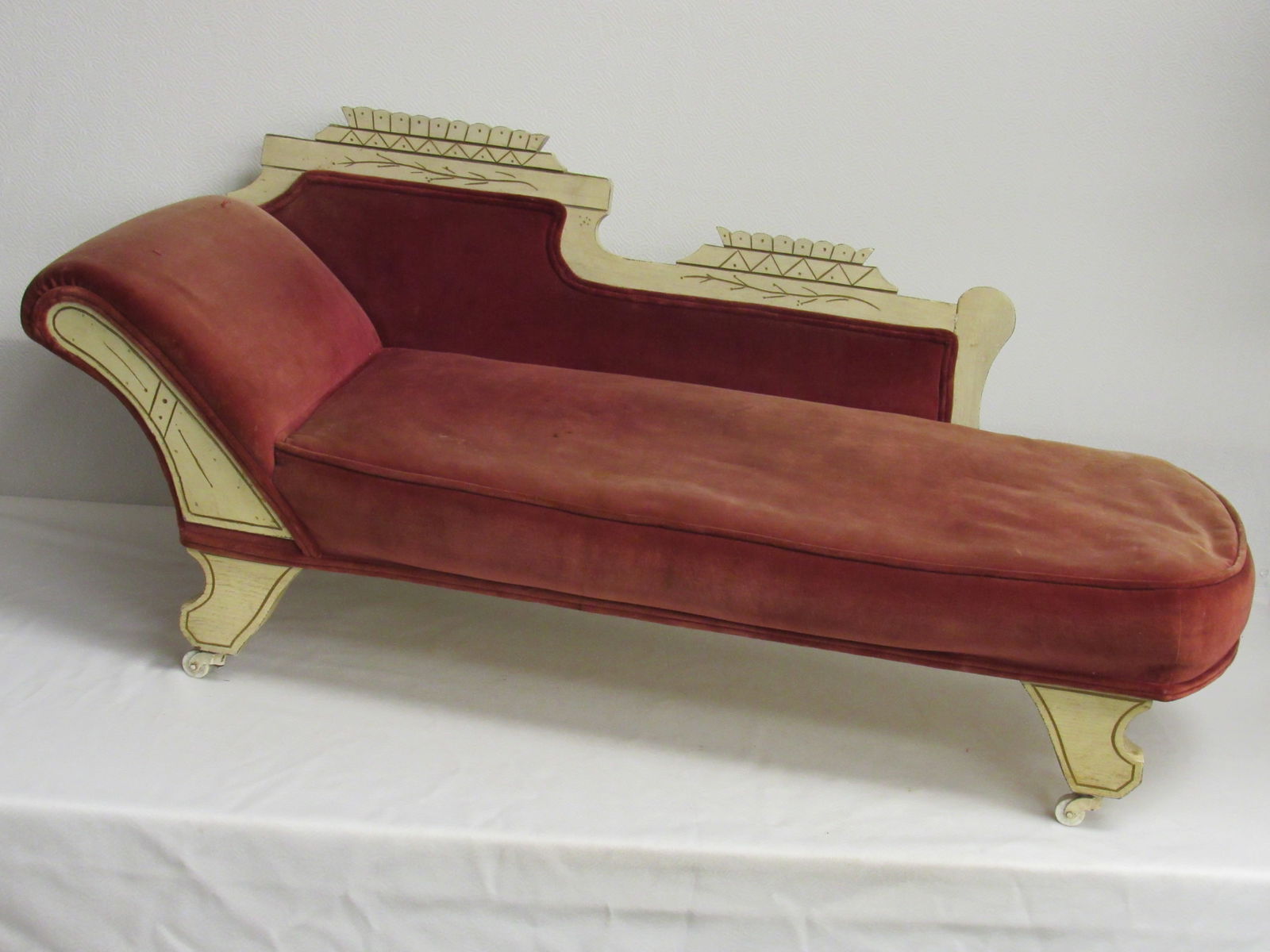 CHILD OR LARGE DOLL FAINTING COUCH: (1 of 11)
