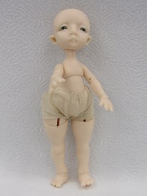 8 IN. B.J.D. CIRCUS KANE: