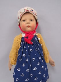18 IN. KATHE KRUSE EARLY DOLL WITH NARROW HIPS: