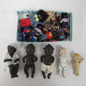 BOX OF MINI GOLLIWOGS & ALL BISQUE DOLLS: