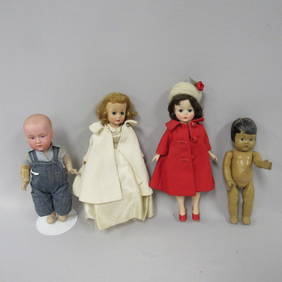 4 DOLL LOT: (1 of 12)