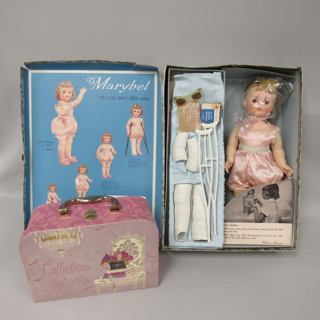 PAIR OF MME ALEXANDER DOLLS: (1 of 11)