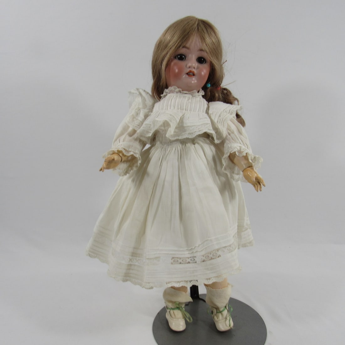 CM BERGMANN/SIMON HALBIG 18 IN. DOLL: (1 of 12)