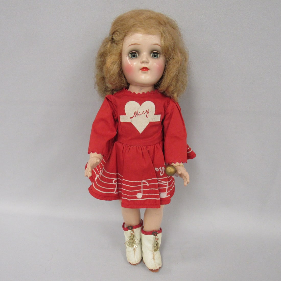 16 IN. P-91 IDEAL "MARY HARTLINE" TV PERSONALITY: (1 of 7)