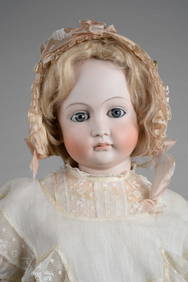 ALL ORIGINAL EXCEPTIONAL CLOSED MOUTH KESTNER: (1 of 10)