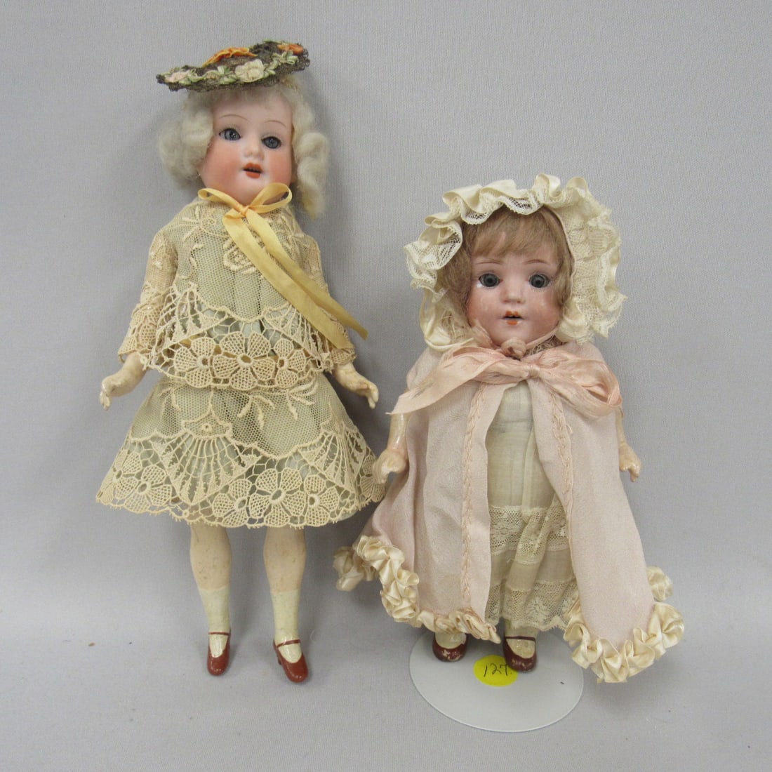 A.M. & MAX OSCAR ARNOLD DOLLS:: 10 IN. A.M. #390, GERMANY A 9/0 M - VG & 7 1/2 IN. MAX OSCAR ARNOLD #150 MADE IN GERMANY, WELSCH, TINY CHIP BY RIGHT EYE