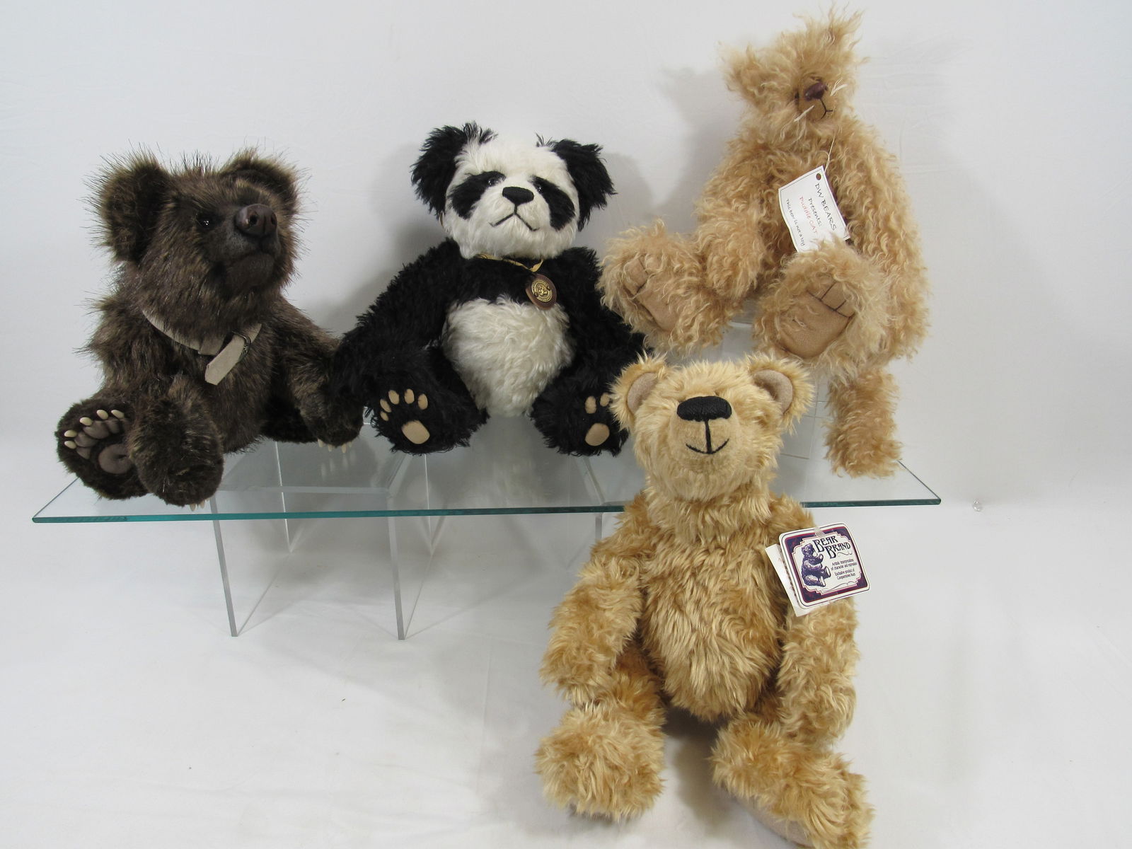 PLUSH BEAR LOT: (1 of 19)
