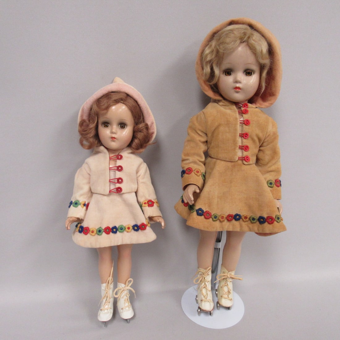 PAIR OF ARRANBEE SKATERS: (1 of 11)