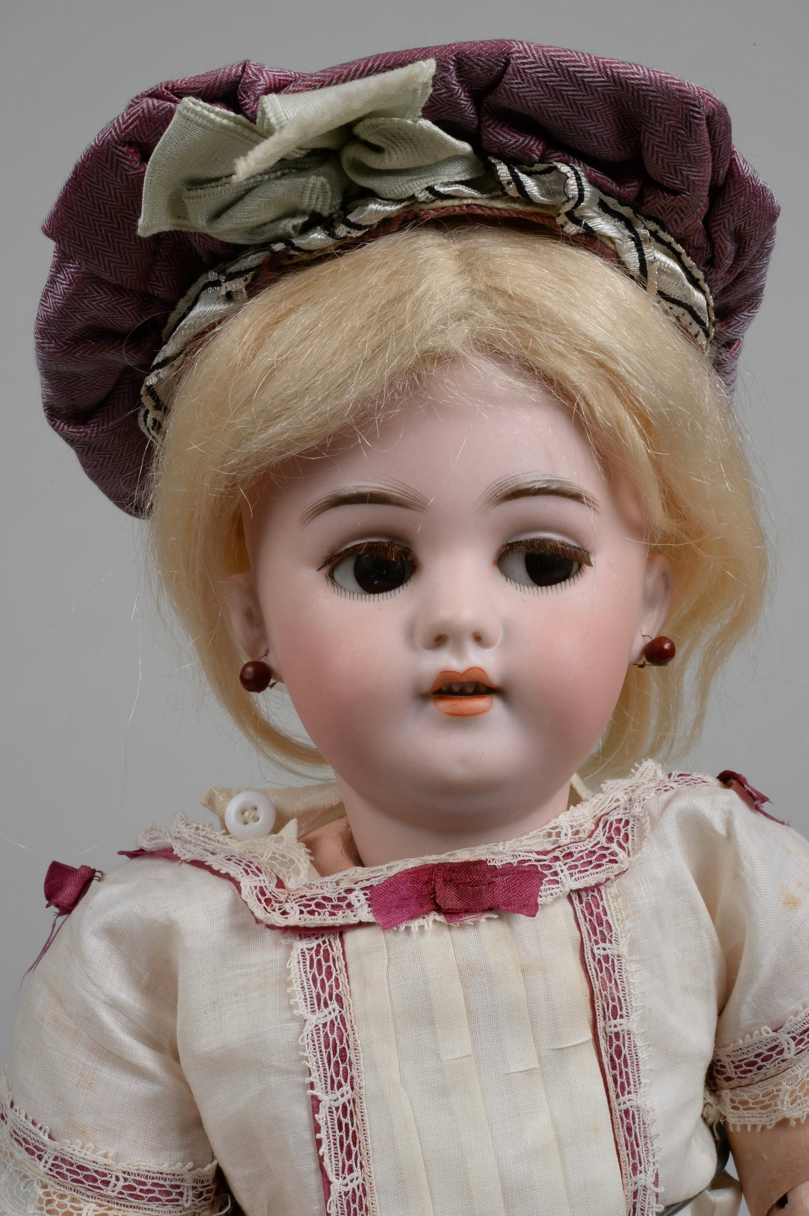 16 IN. MECHANICAL S & H 1039 WALKING DOLL:: GERMANY AND FRANCE, CIRCA 1900, THIS DELIGHTFUL KEY WOUND MECHANICAL WALKING DOLL'S HEAD WAS MADE IN GERMANY BY SIMON & HALBIG, BISQUE SOCKET HEAD INCISED S H 1039 DEP GERMANY, WITH MOLDED & PAINTED F