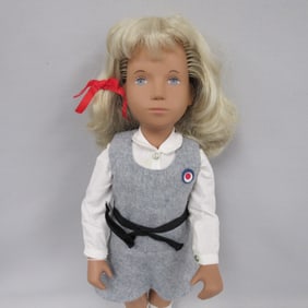 16 IN. SASHA BLONDE SCHOOL GIRL: