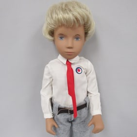 16 IN. SASHA BLONDE SCHOOL BOY: