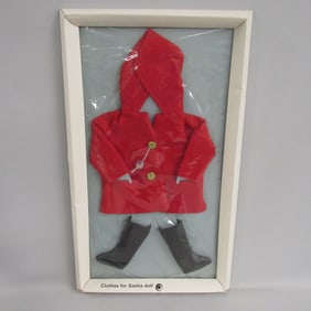 M.I.B. SASHA OUTFIT: