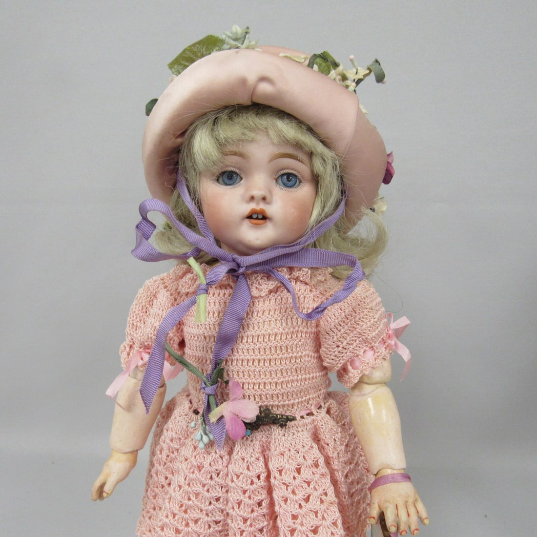 12 IN. KESTNER GIRL: (1 of 8)