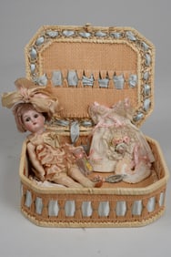 8 IN. SWEET K & R FLAPPER IN WICKER BASKET: