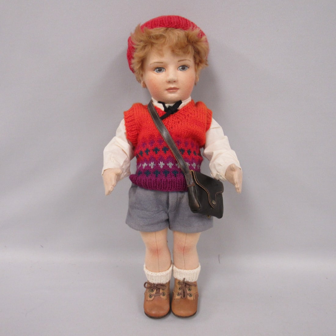 R. JOHN WRIGHT 1985-86 LITTLE CHILDREN SERIES 2:: SCOTT LTD 108/250, 18 IN. FAINT SIGNATURE ON BACK TAG (SLIGHT TEARS) LIGHT EYEBROW SCUFFS WITH BOX - VG