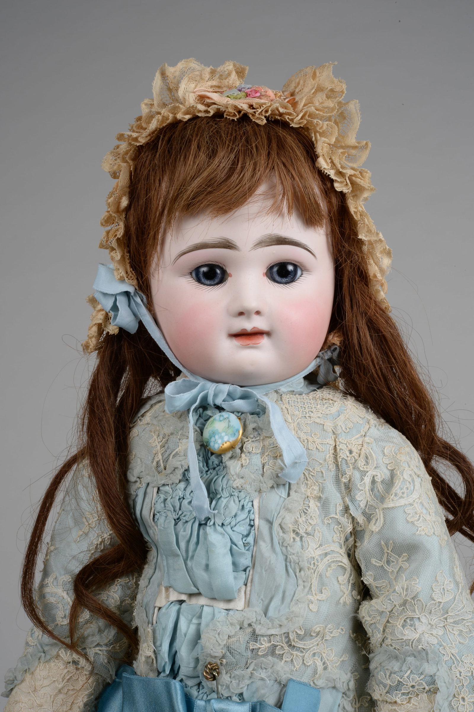 26 IN. CLASSIC FRENCH BEBE MARKED 2 B: (1 of 11)