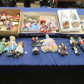 3 BOXES OF ETHNIC DOLLS: