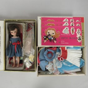 8 IN. BETSY McCALL BY AMERICAN CHARACTER: