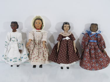 3 HITTY TYPE ARTIST DOLLS: