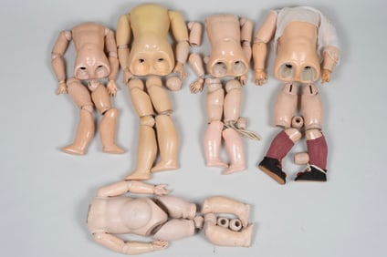 LOT GERMAN COMPOSITION BODIES: