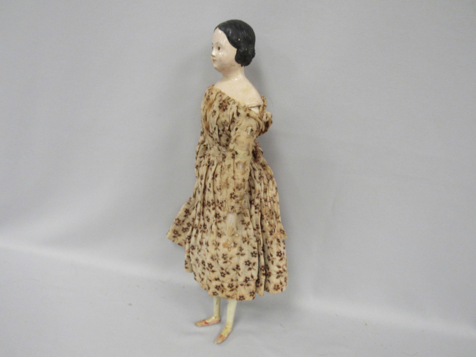 17 IN. MILLINERS MODEL: - 4