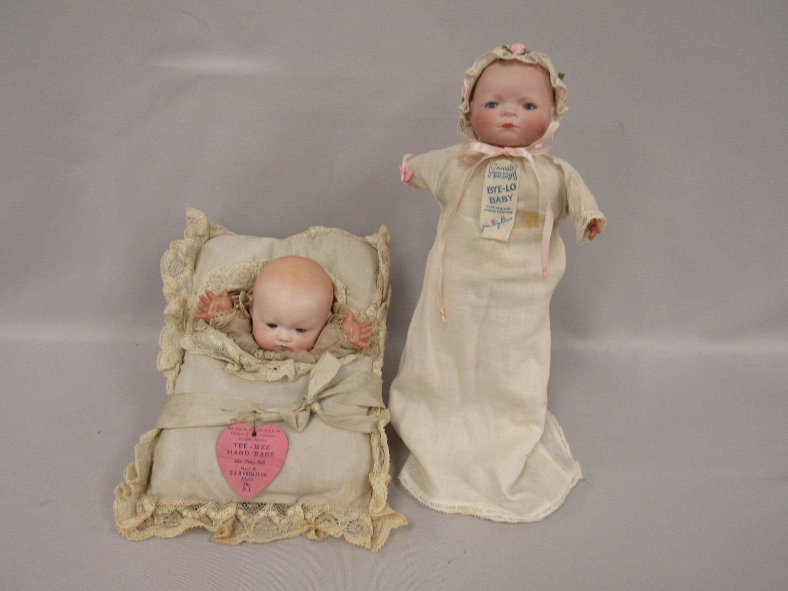 (2) BISQUE HEAD BABIES: (1 of 11)