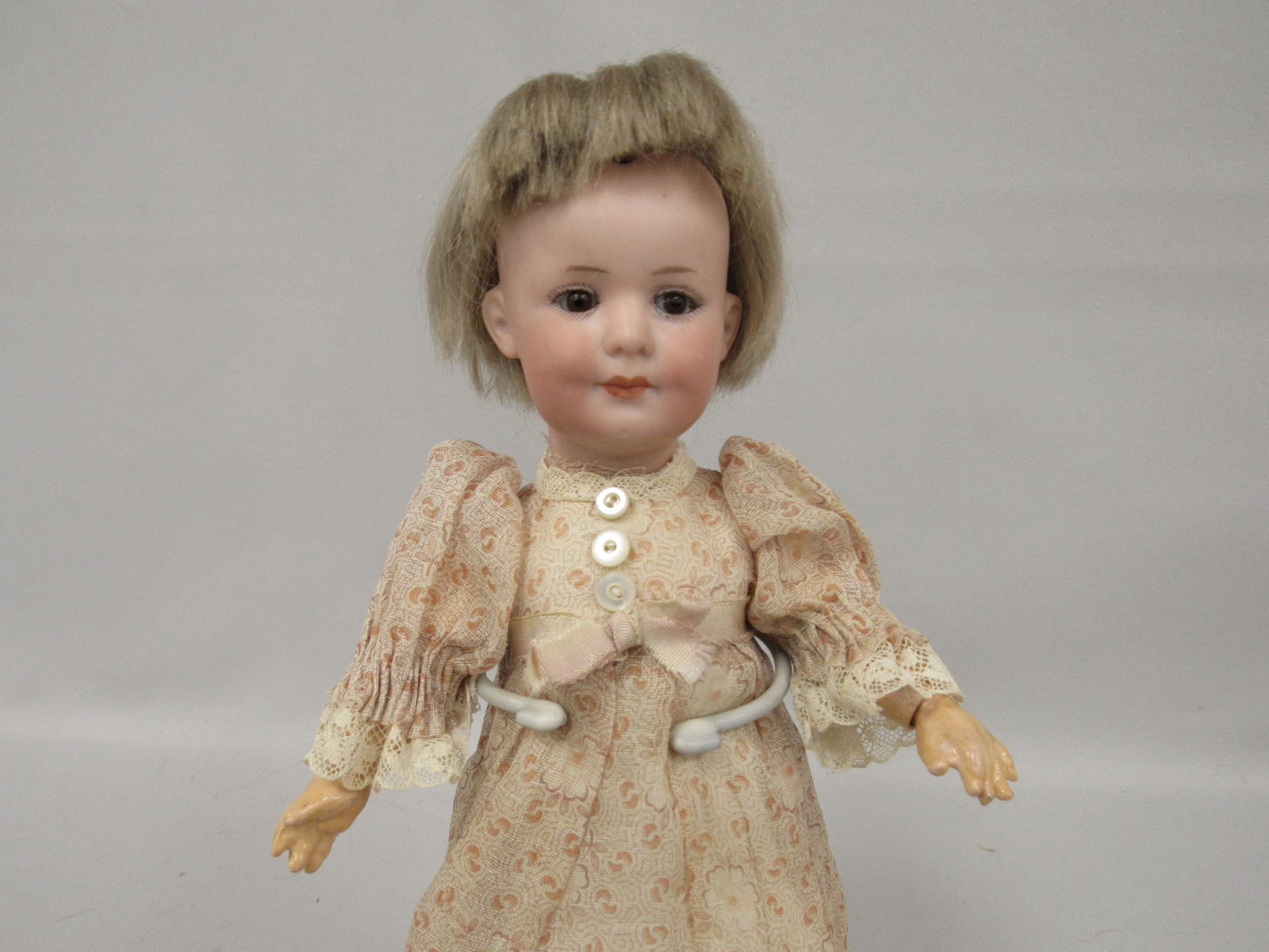 10 IN. AM 550 CHARACTER FACE GIRL: (1 of 8)