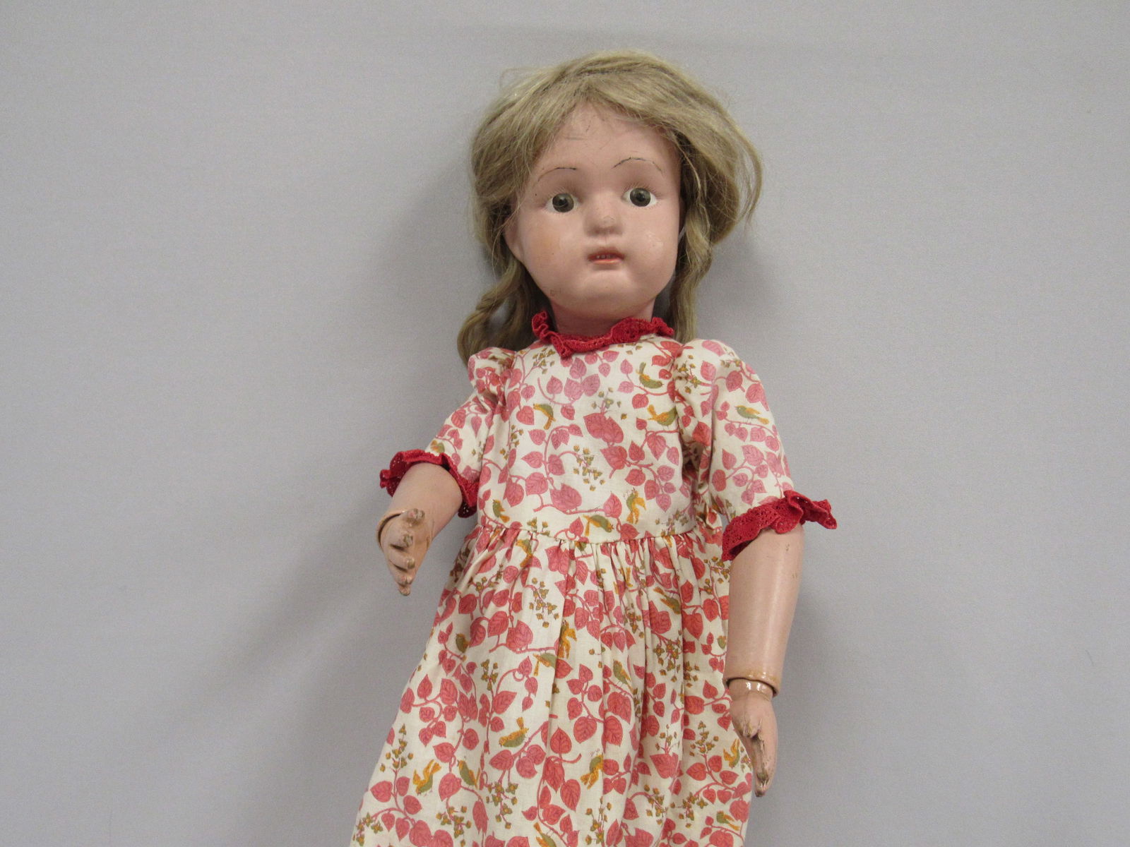 21.5 IN. SCHOENHUT GIRL: (1 of 11)