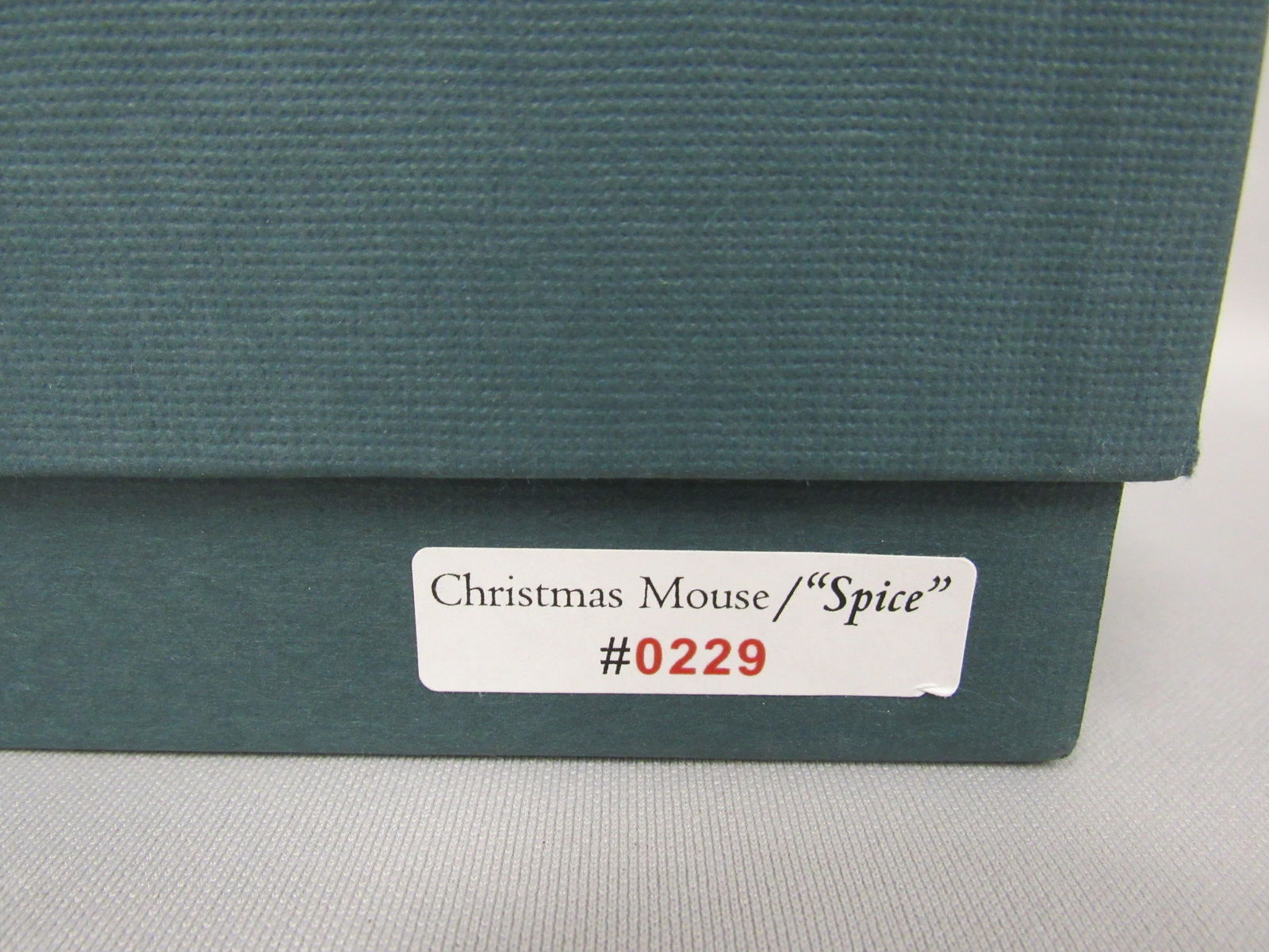 R. JOHN WRIGHT CHRISTMAS MOUSE "SPICE": - 9