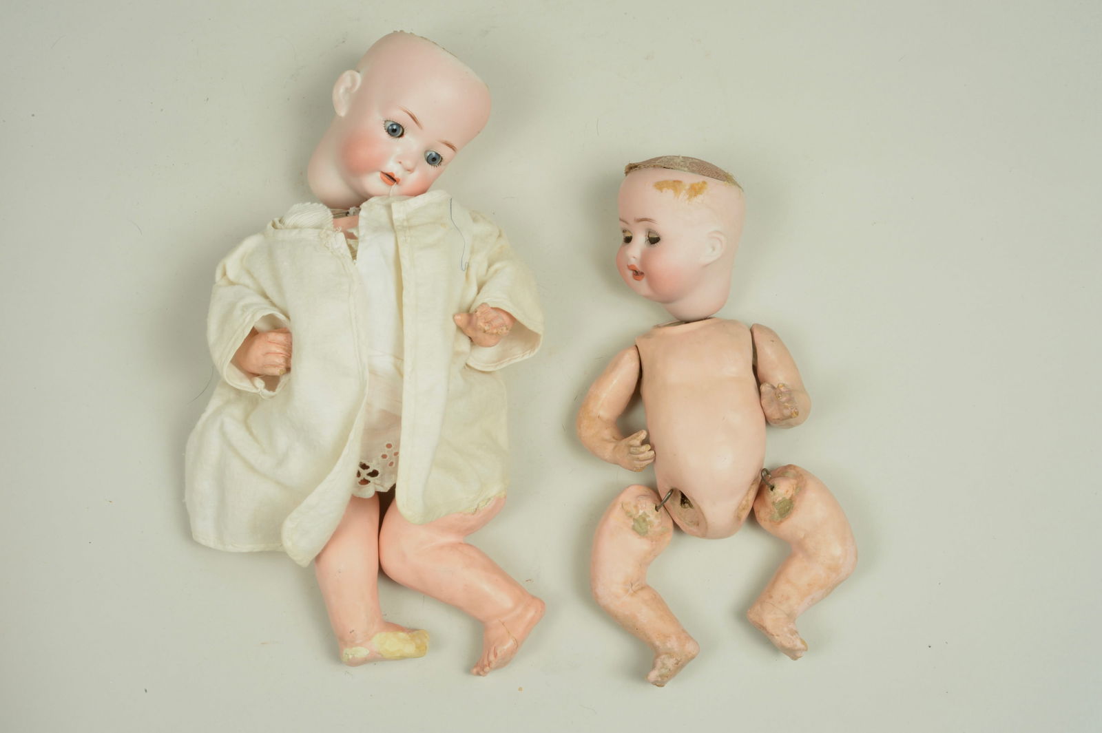 LOT OF 2 BABY DOLLS: (1 of 2)