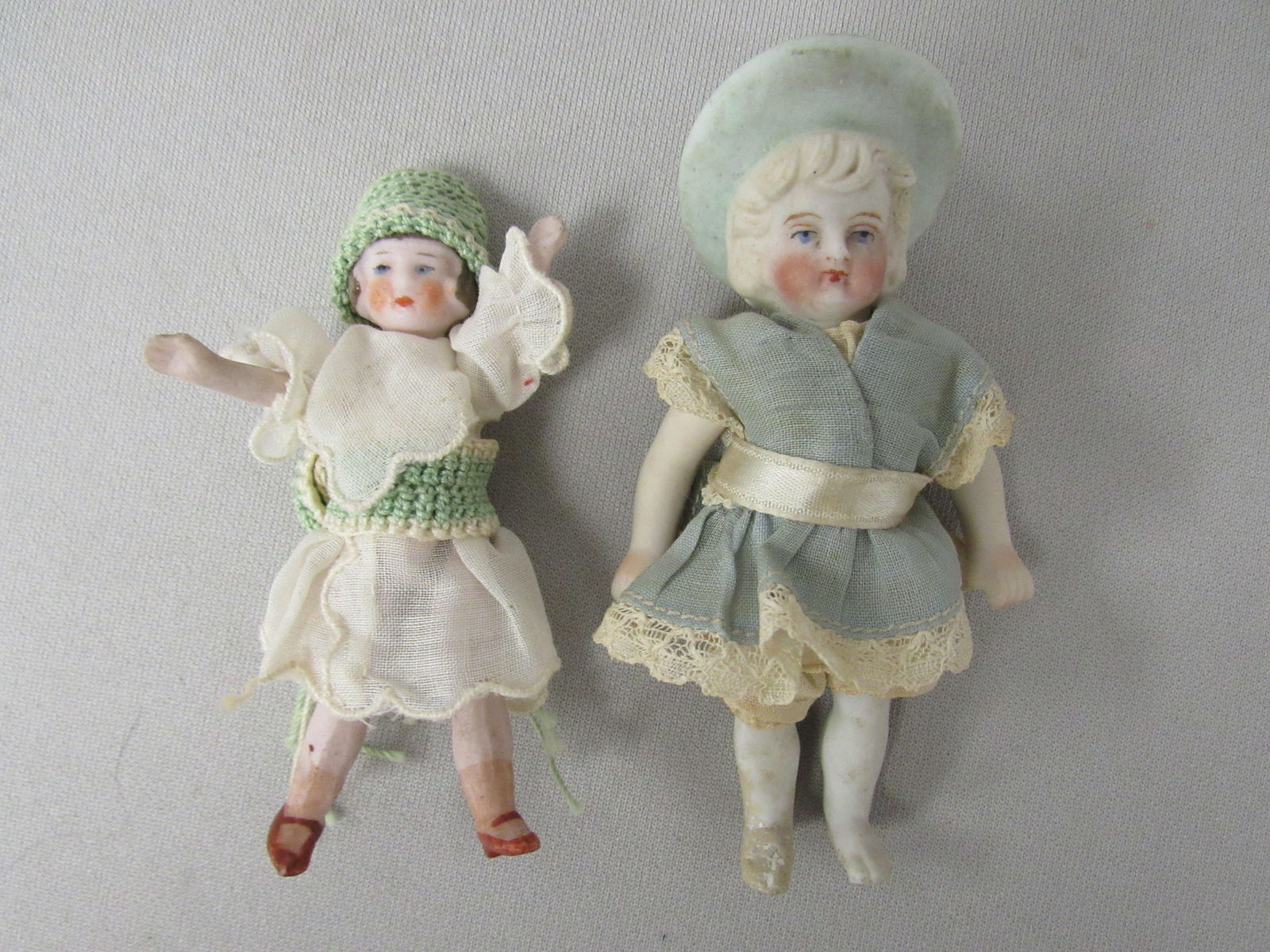 6 SMALL ALL BISQUE DOLLS: - 3