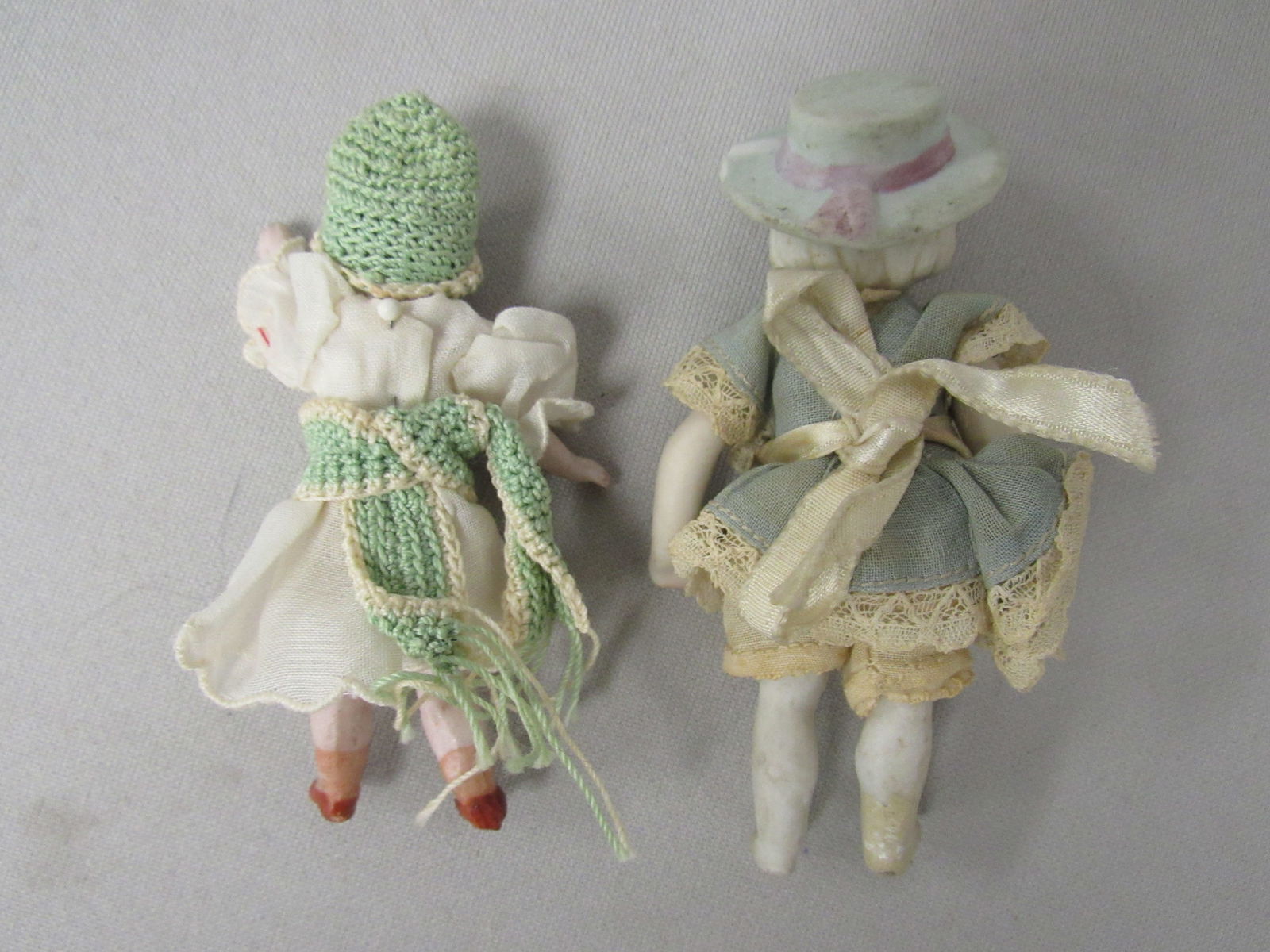 6 SMALL ALL BISQUE DOLLS: - 4