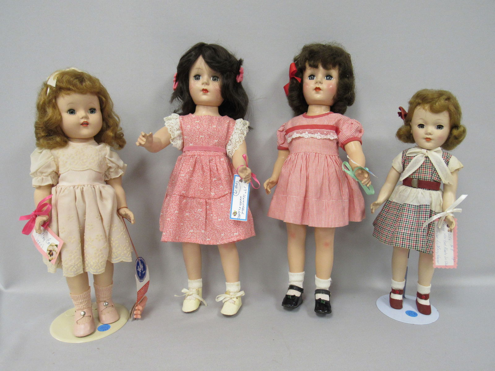 4 DOLL LOT OF HARD PLASTIC DOLLS: (1 of 7)