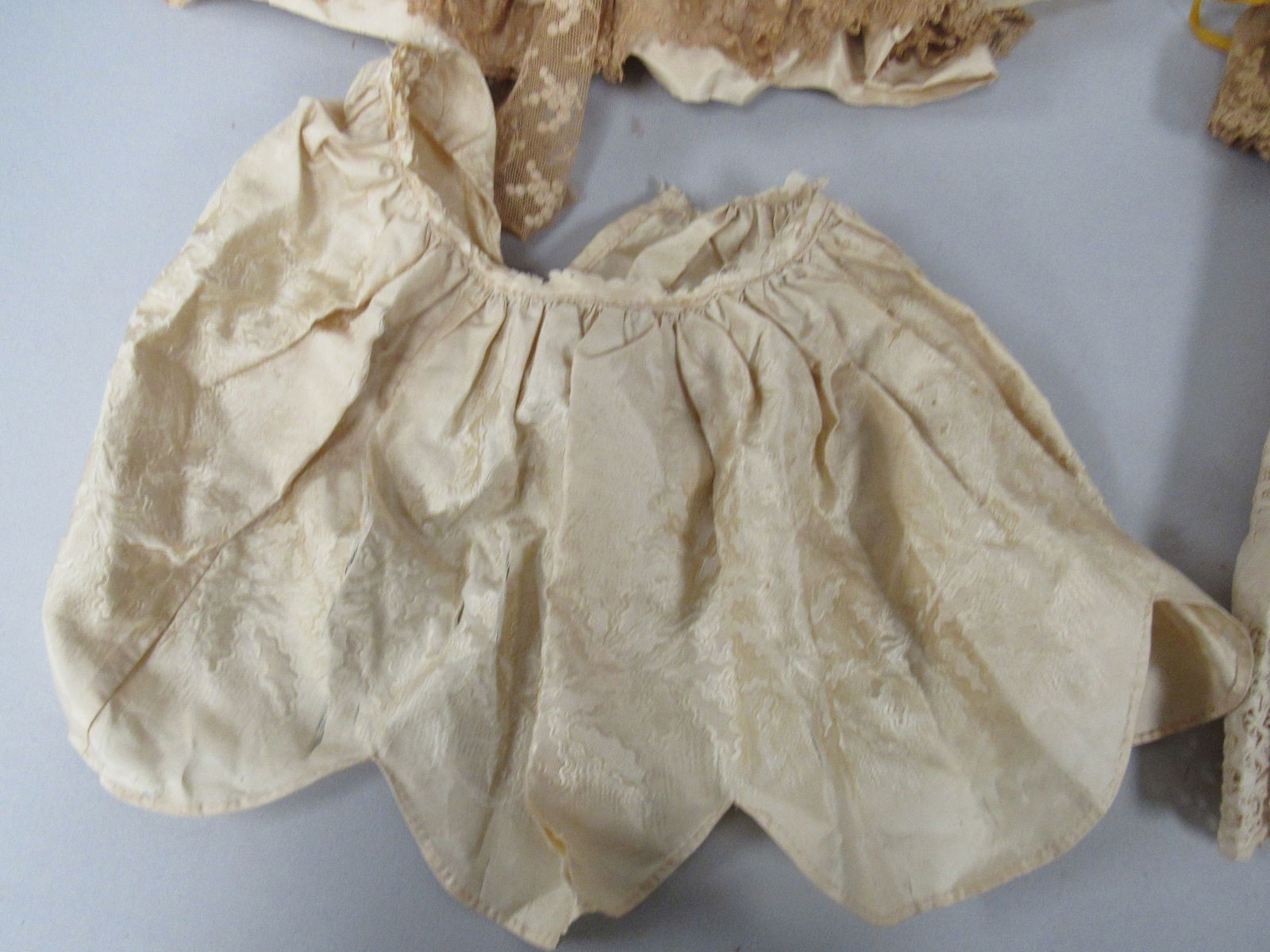 BAHR & PROSCHILD HEAD: - 16