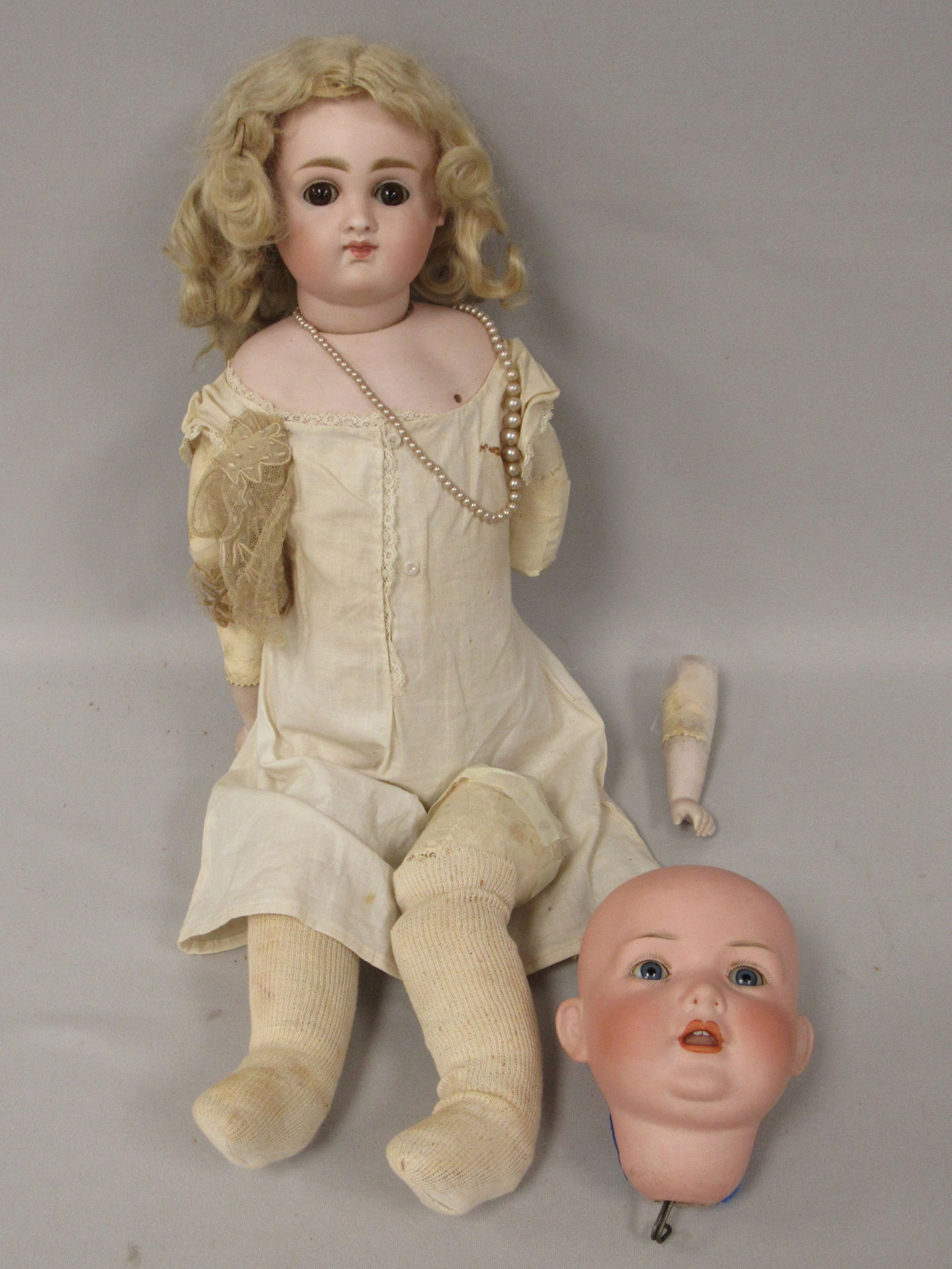 BAHR & PROSCHILD HEAD: