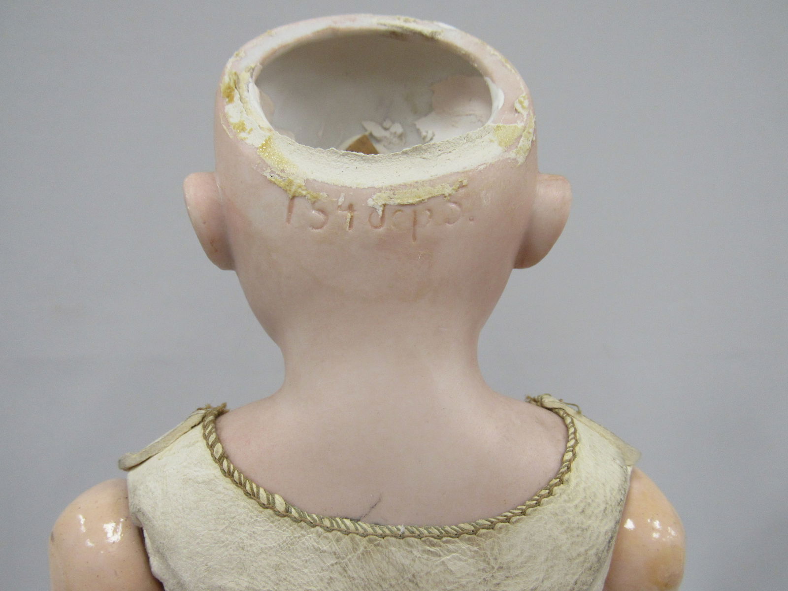 2 KESTNER DOLLS: - 9