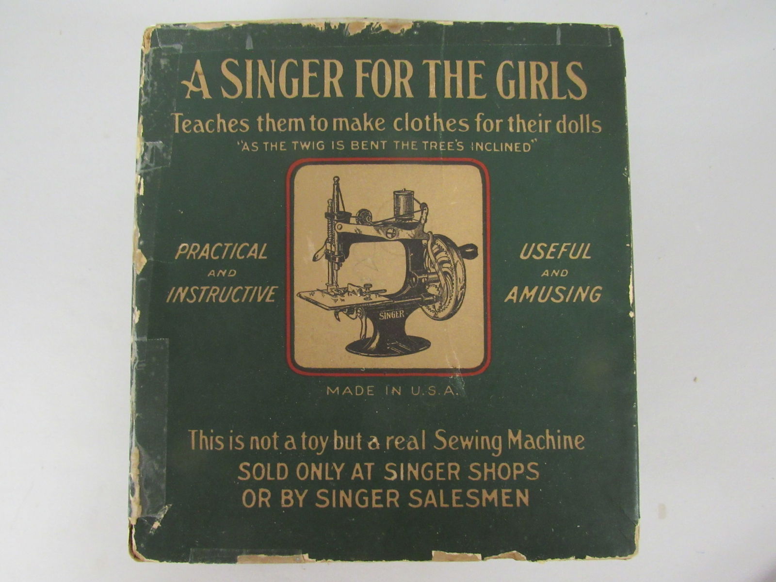 BOXED 1926 GIRLS SINGER SEWING MACHINE: - 8