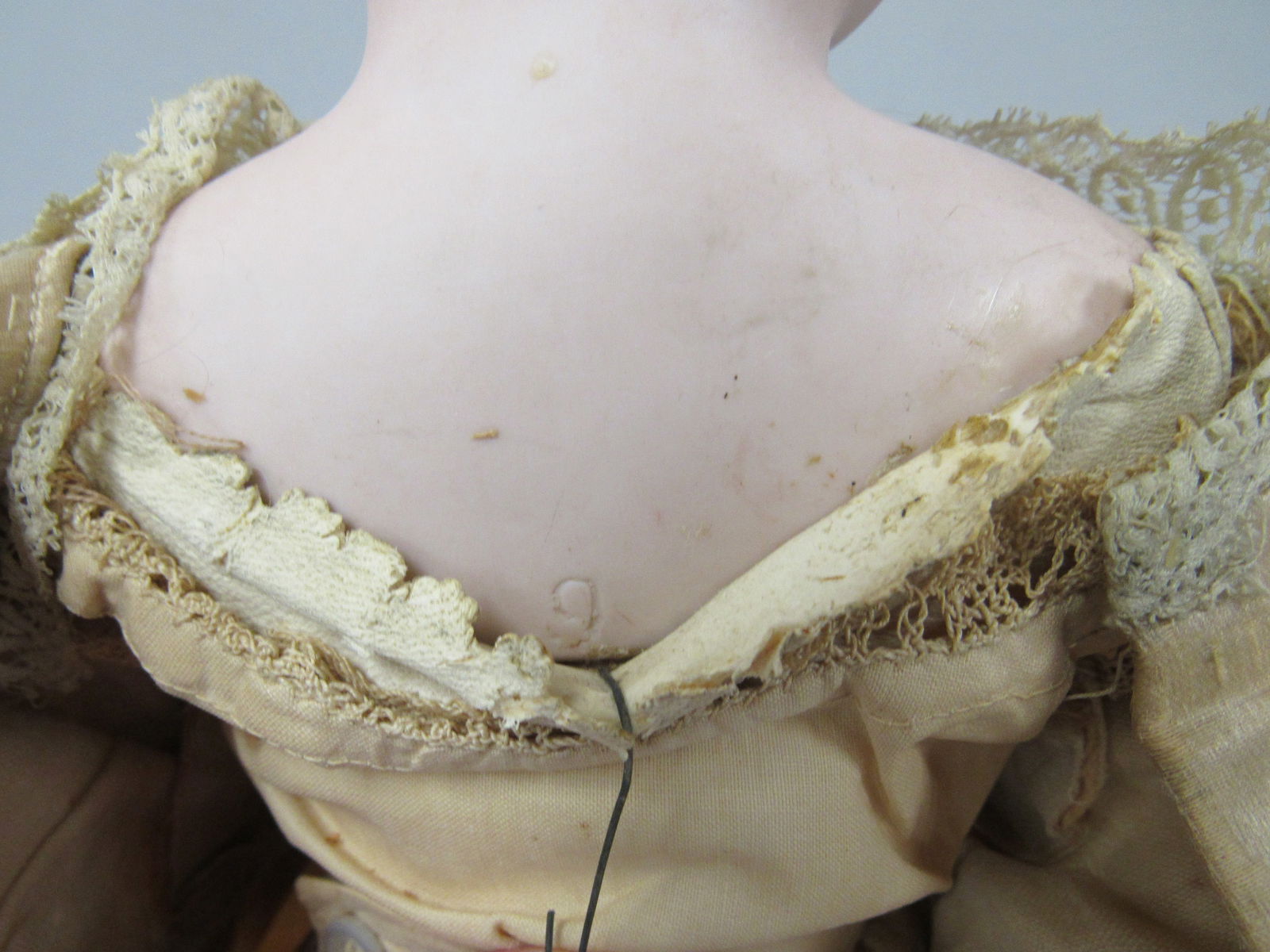 17 IN. KESTNER C.M. TURNED HEAD MARKED 9: - 11