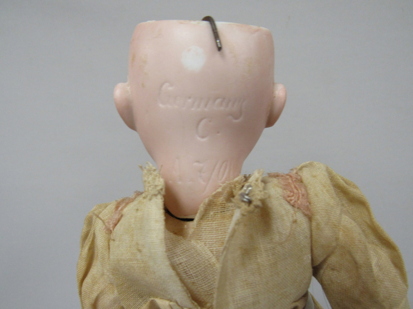 BISQUE HEAD DOLL GROUP: - 9