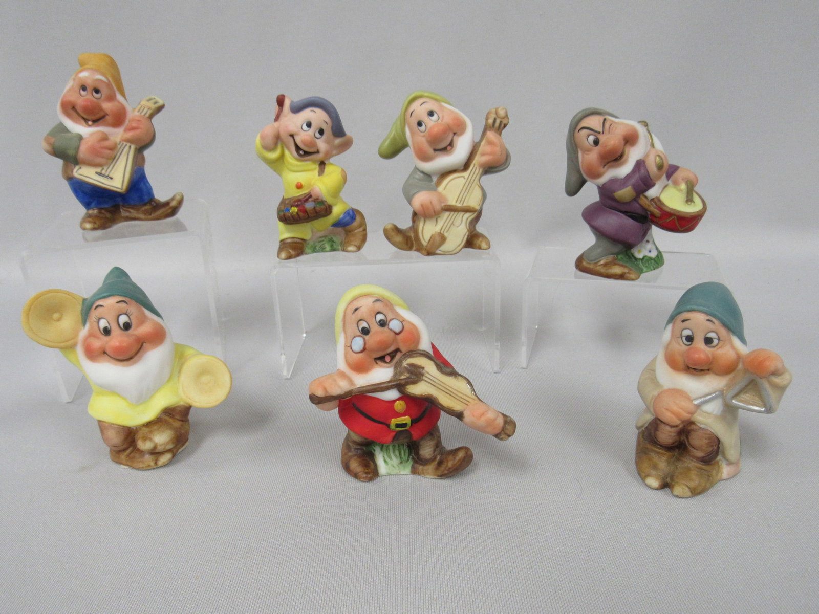 SET OF 7 IN. SCHMID WALT DISNEY BISQUE DWARFS: (1 of 10)