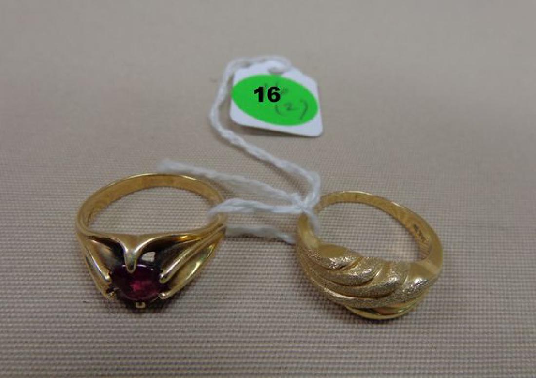 LADIES 14 KT GOLD RING & A 14 KT GOLD RING (1 of 1)