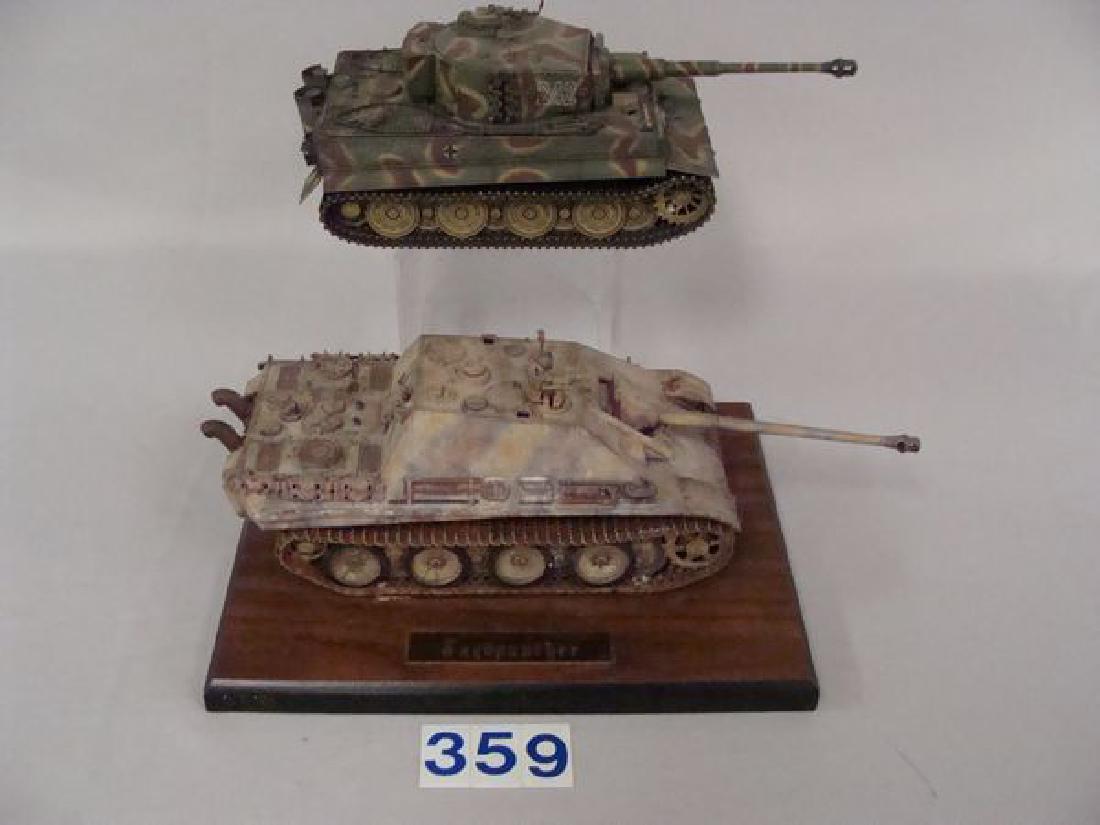 (2 PCS) PROFESSIONALLY BUILT 1/35 SCALE MODEL (1 of 8)
