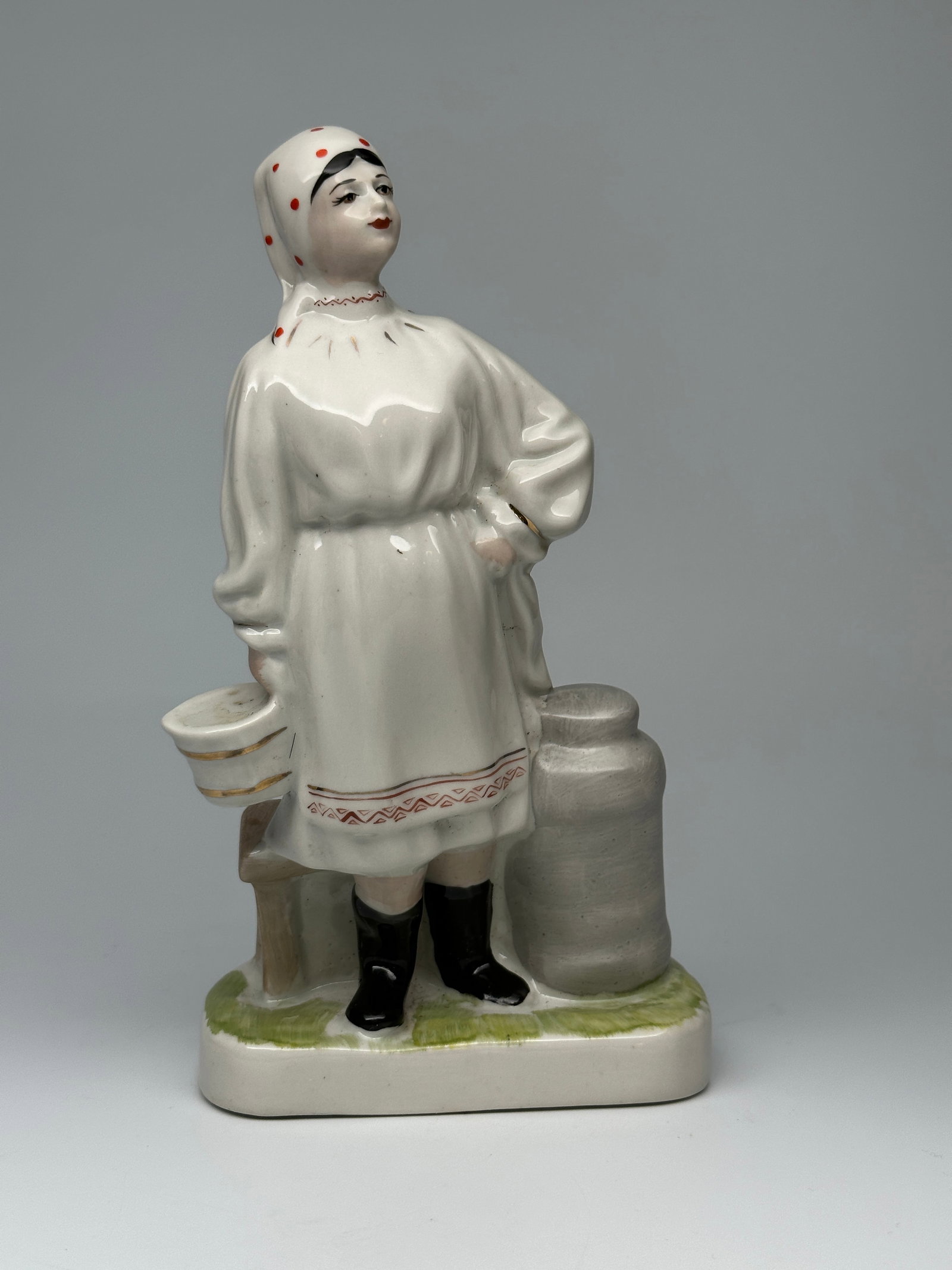 Soviet Porcelain Figurine "Milkmaid" (Baranovka Porcelain Factory): Classic Soviet theme of agriculture. The porcelain figure of a milkmaid celebrates the working class. Verbilka, Baranovka Porcelain Factory Produced during 1960s Blue factory makers marks found on und