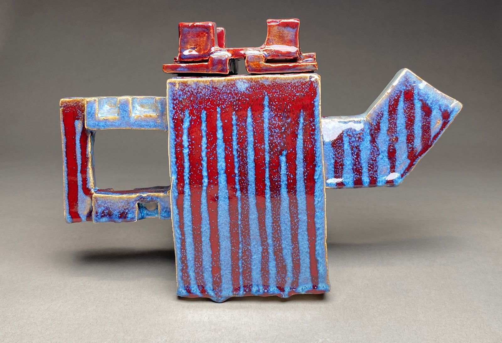 Yve Mas (1997-) "Teabox" – 2014 Glazed ceramic with high-fire glaze (1 of 14)